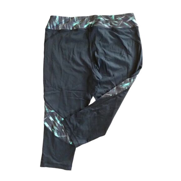 AVIA Black Green Design Print Sports Bra And Capri Leggings Set Medium - Picture 11 of 13